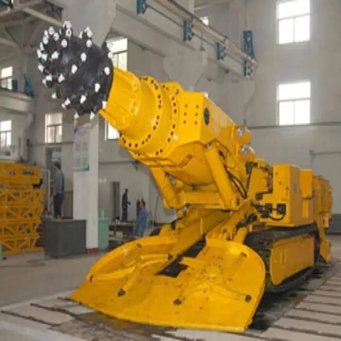 XTR7 360 Tunnel Coal Mine Roadheader 145 Ton 3800 mm Blade Width Coal Mining Drilling Machine