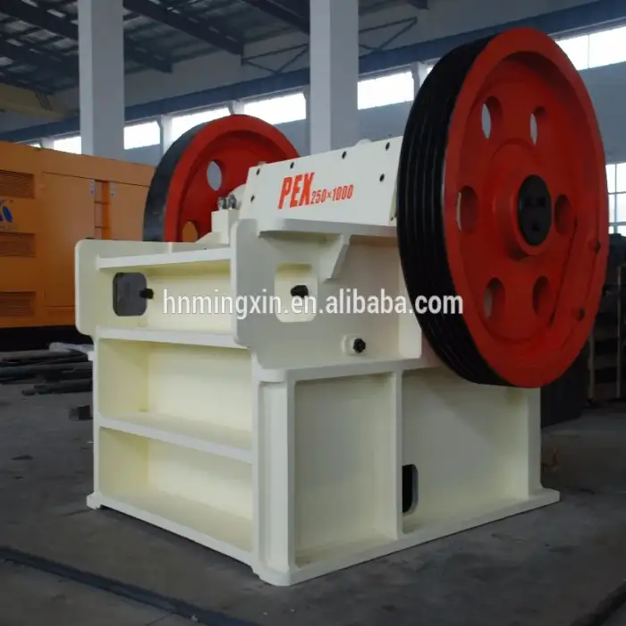 Small Scale Gold Ore Mining Equipment Rock Gold Mining Plant with Diesel Jaw Crusher