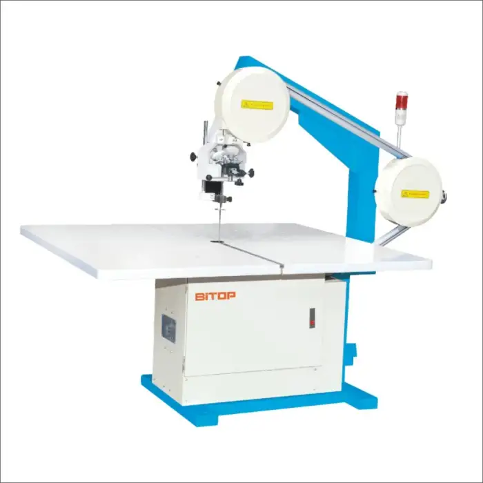 Adjusted cutting speed band knife fabric cutting machine with special air-floted blowing device