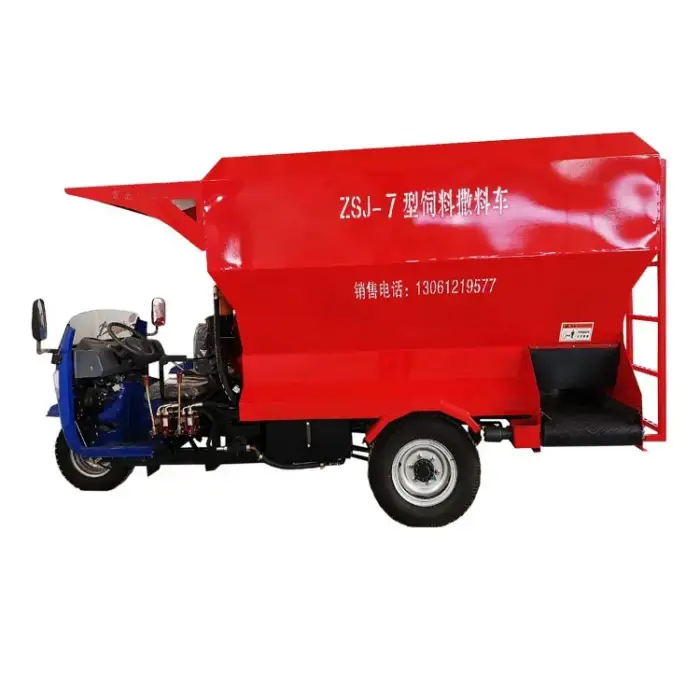 Mobile Diesel Feed Spreader for Cow Farms – Agricultural Three-Wheel Dump Truck