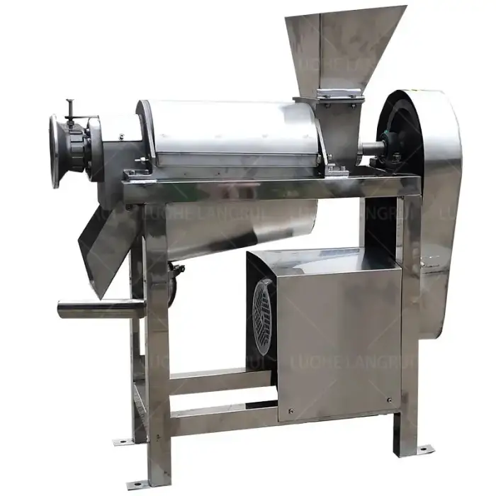 Electric Industrial Mango Pulper fruit Pulp Juice Making Machine mango Puree Extractor For Fruit Processing Machine