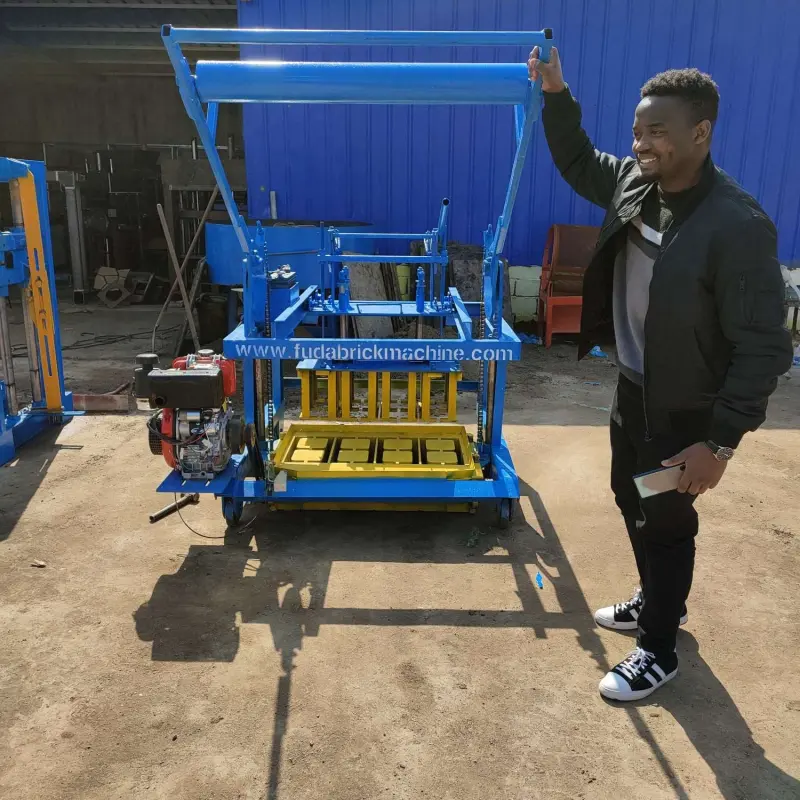 QM4-45 Diesel Mobile Block Machine Including One  Mould