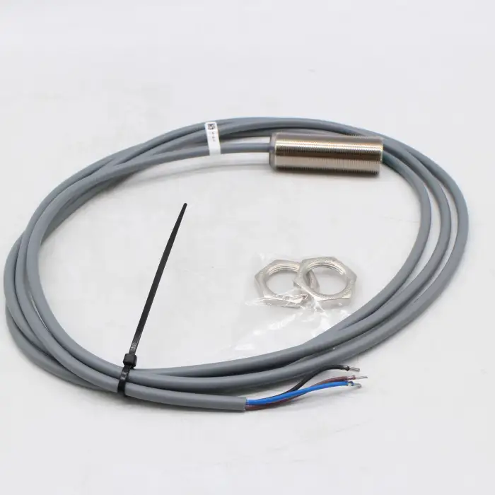 NJ5-18GM50-E Inductive proximity sensor switch M18 5mm DC10-36V PNP NPN IP67 NJ5-18GM50-E1 NJ5-18GM50-E2 E3 A2 E2-3G-3D