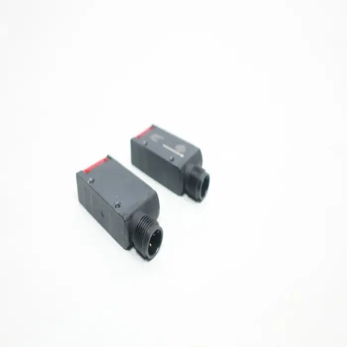 E3S-AT36 New Inductive Switch Sensor E3S-AT36 Proximity Sensor Photoelectric Switch