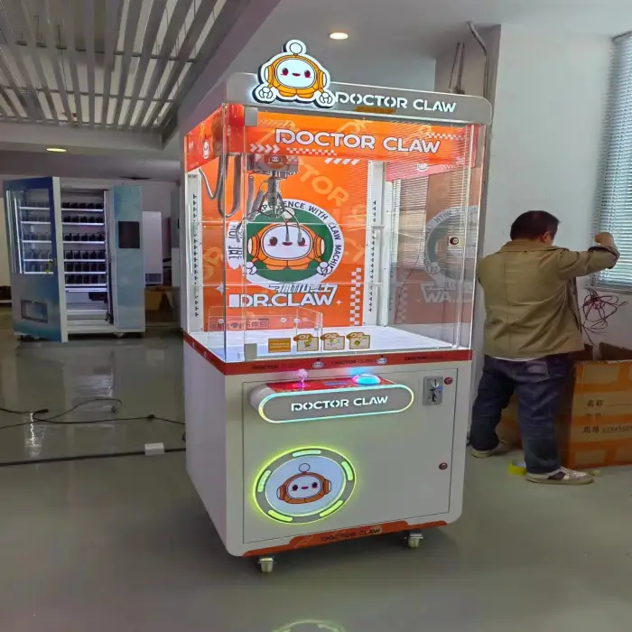 China Factory Claw Vending Machine – Shopping Mall Floor Japan Electronic Plush Dispenser, Coin Operated Prize Grabber Machine