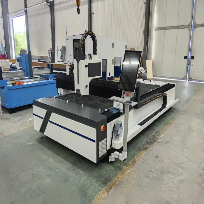 Automatic High Precision 1.5kw 2kw 3kw 6kw Metalworking Industry  Fiber Laser Cutting Machine