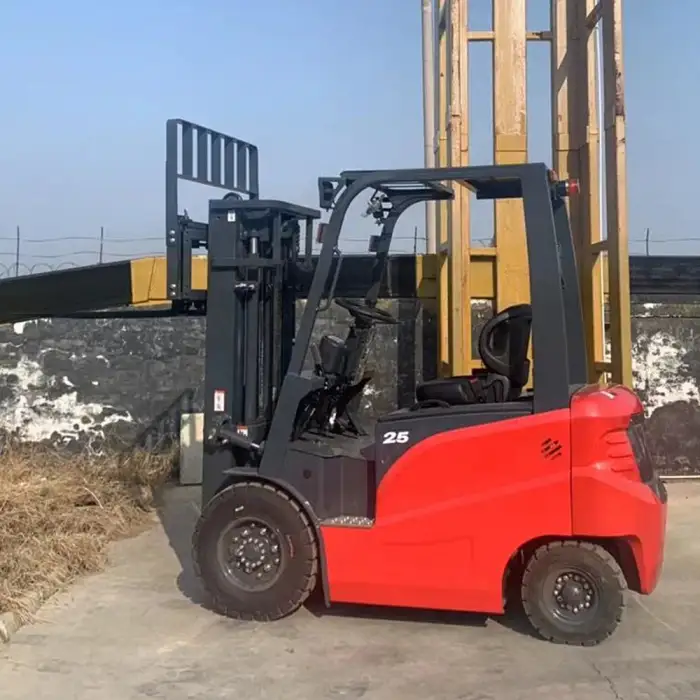 Autonomous Telescopic Electric Forklift Good Price 1.5 Ton 1.8 Ton 2 Ton 2.5 Ton 3 Ton 3.5 Ton 4 Ton Forklift Nissan Engine