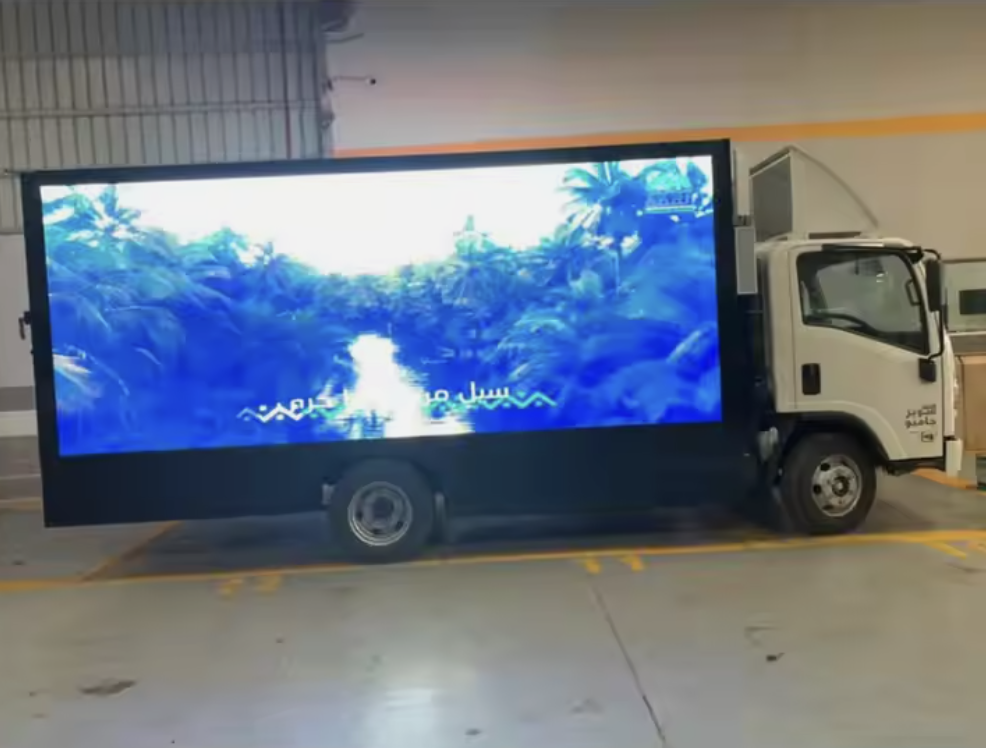 Outdoor waterproof advertising  signs billboard mobile vehicle truck mounted hd p5 p6 p8 p10 trailer led display screen on wheel