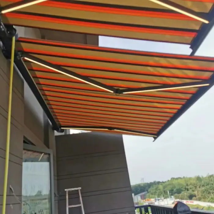 280g,m2 Polyester Fbaric for Sunshade & Waterproof