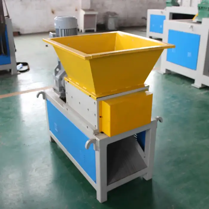 Industrial waste iron mini scrap metal steel aluminum can car tire recycling plastic shredder machine for sale