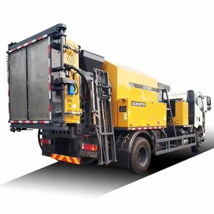 Road Repair Vehicle XLY105T Multifunctional Pavement Maintenance Vehicle