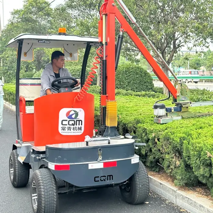 Four-Wheeled Electric Hedge Trimmer Machine – Ride-On Hedge Cutter Tractor