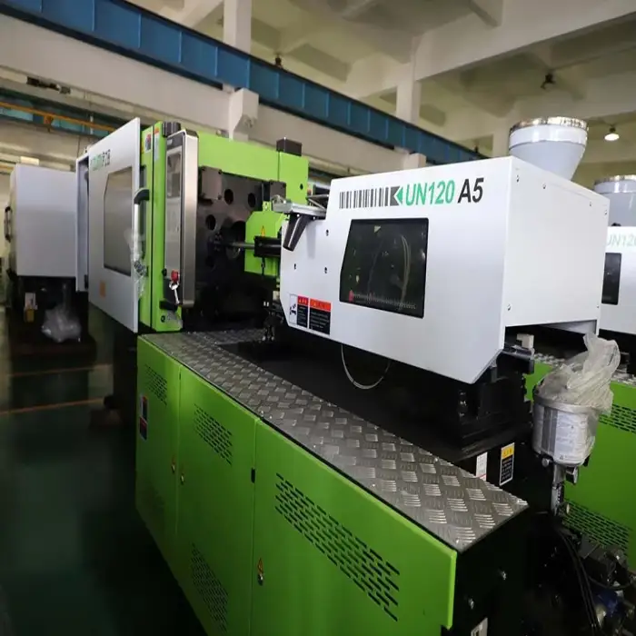 60 Ton Injection Molding Machine for Phone Covers - YIZUMI Silicone Case Production