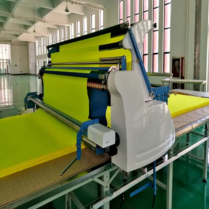 Apparel machinery CNC automatic fabric spreading machine