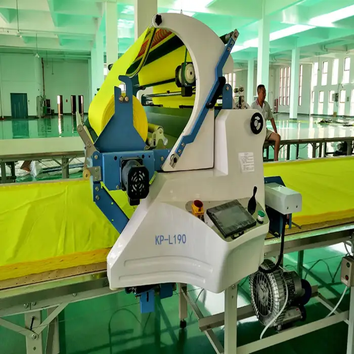 Apparel machinery CNC automatic fabric spreading machine