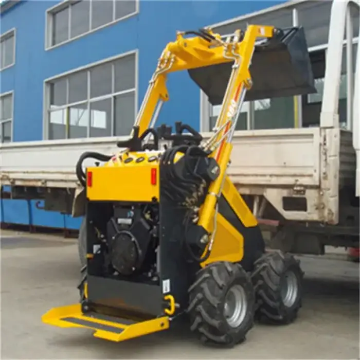 Compact skid steer loader