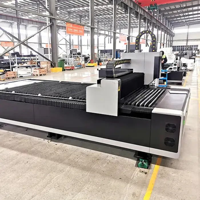 Automatic CNC Fiber Laser Cutting Machine