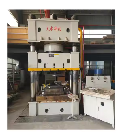 Four Column Hydraulic Press (Model Y32)