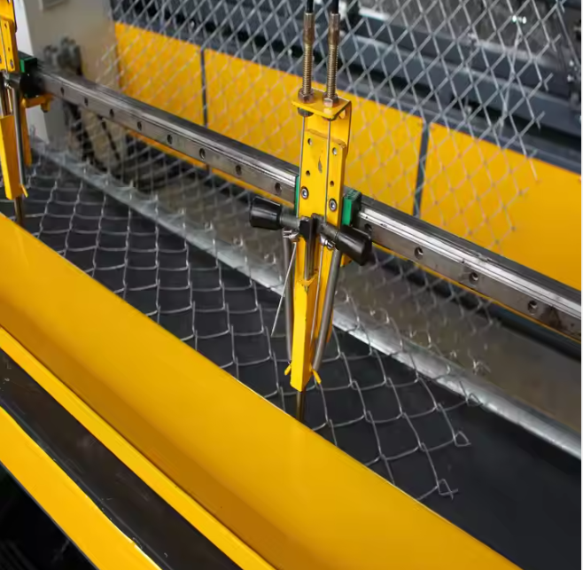 Automatic Chain Link Fence Machine