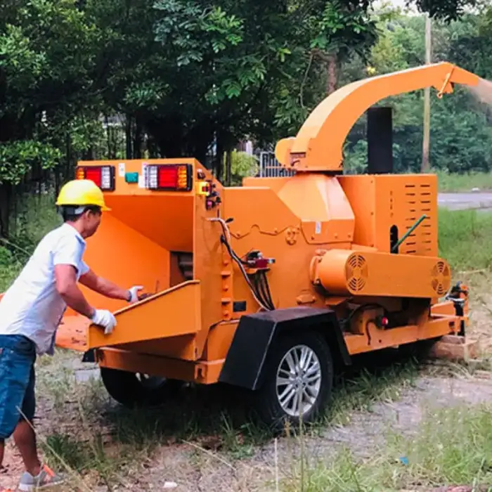 WOOD SHREDDER: WASTE STEEL PLATE CUTTING AND SHREDDING RECYCLING MACHINE