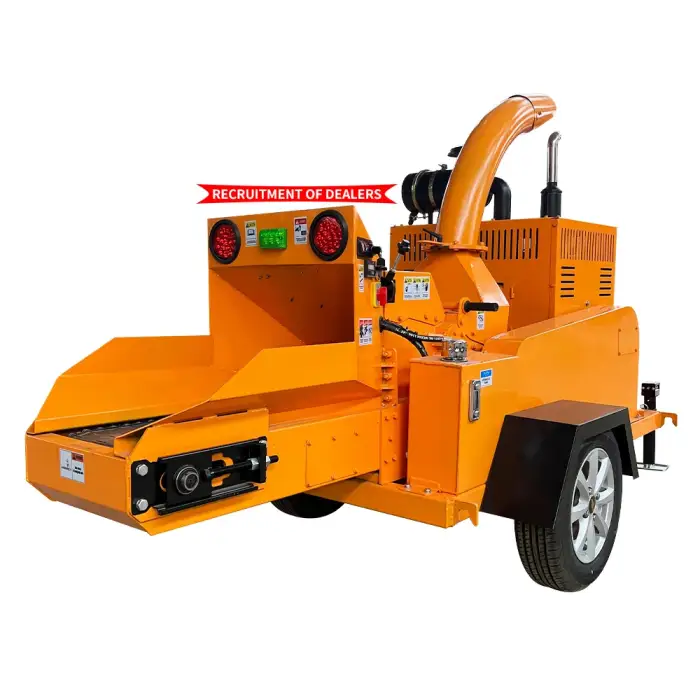 Garden Waste Tree Branches Shredder: Mobile Diesel Engine Wood Chipper and Forest Machinery