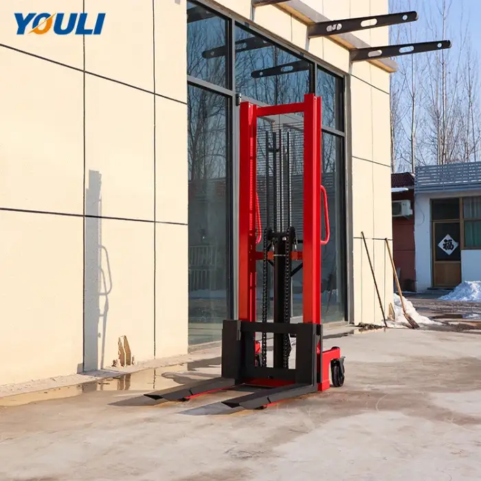 1.5t/1.6m Lift Manual Hydraulic Pallet Stacker With Reach Height 2.5m For Materials Handling