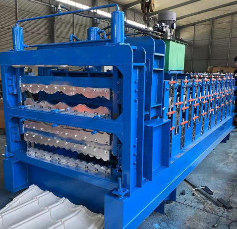 three layers roof panel forming machine