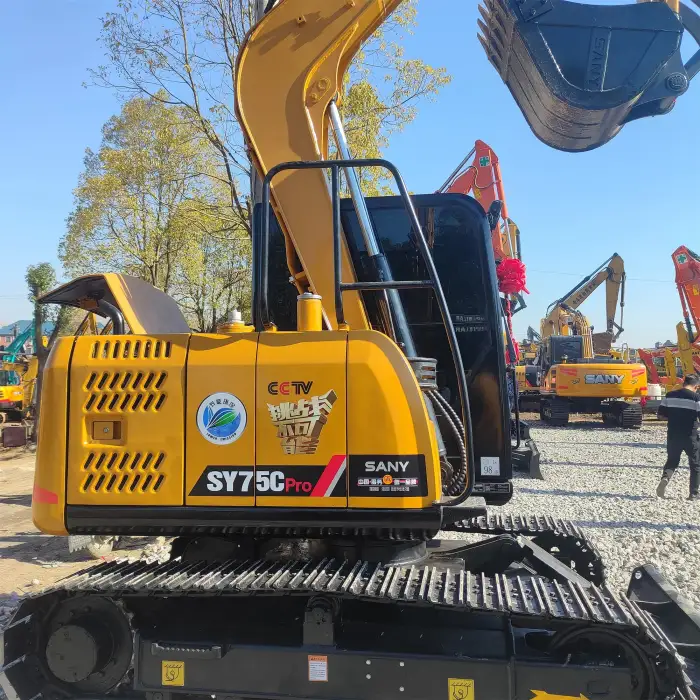 Many SANY SY60 SY75 SY95 Excavator