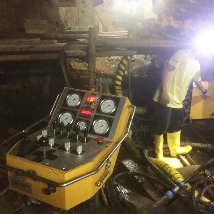 Underground Mining CX600,CX800,CX1200,CX1600 Full Hydraulic Drilling Rig Tunnel Mining Rig Machine