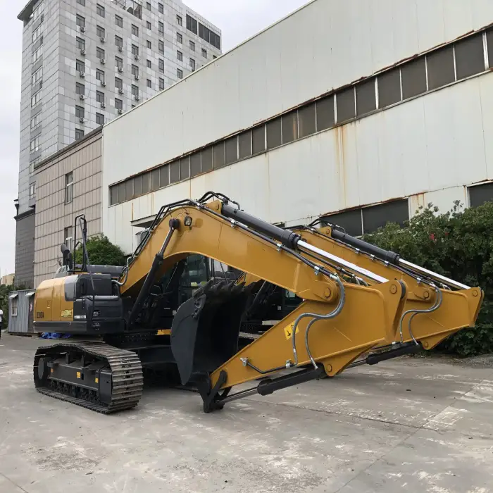 20 Ton Hydraulic Crawler Excavator XE200DA Digger Machine