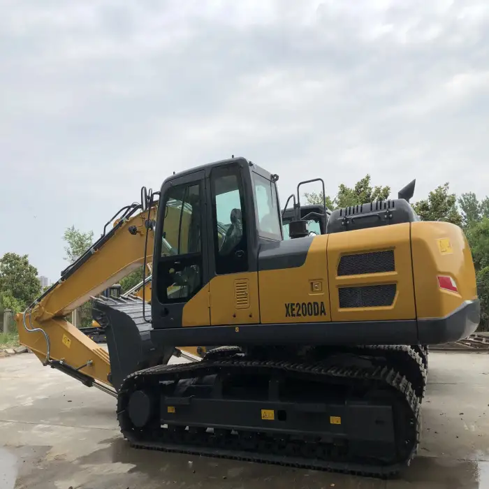 20 Ton Hydraulic Crawler Excavator XE200DA Digger Machine