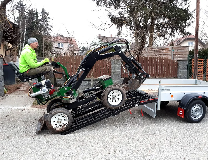 International Mini Small Garden Orchard Four Wheel Walking Behind Loader Digger Tractor