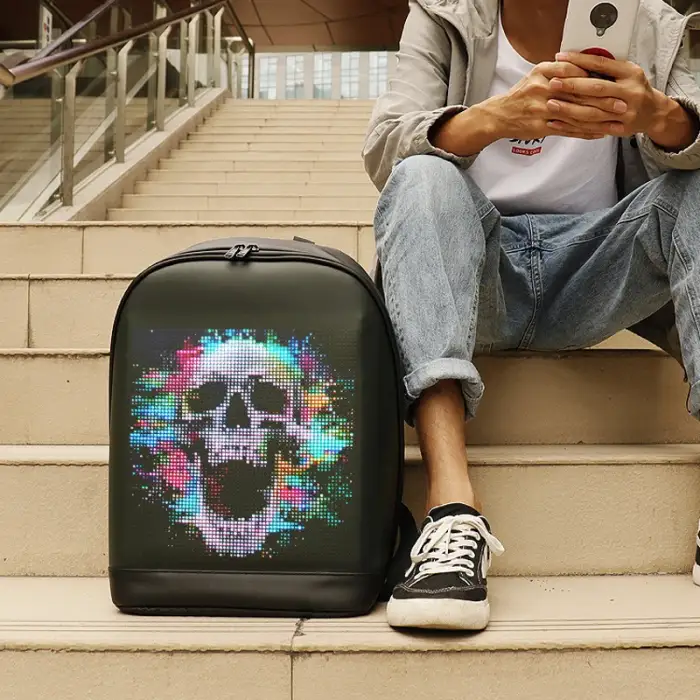 Waterproof Human Backpack Led Billboard Display Mobile Advertising Flash Dynamic Led Panel Backpack Smart Bag