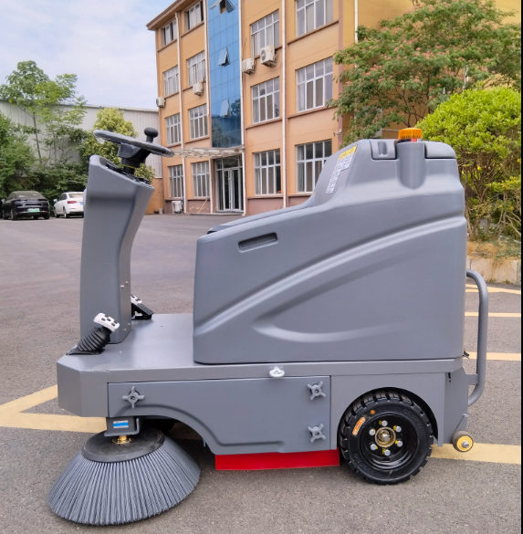 Electric Rotary Broom Robot Ride On Road Water Electric Sweeper Truck Electric Sweeper