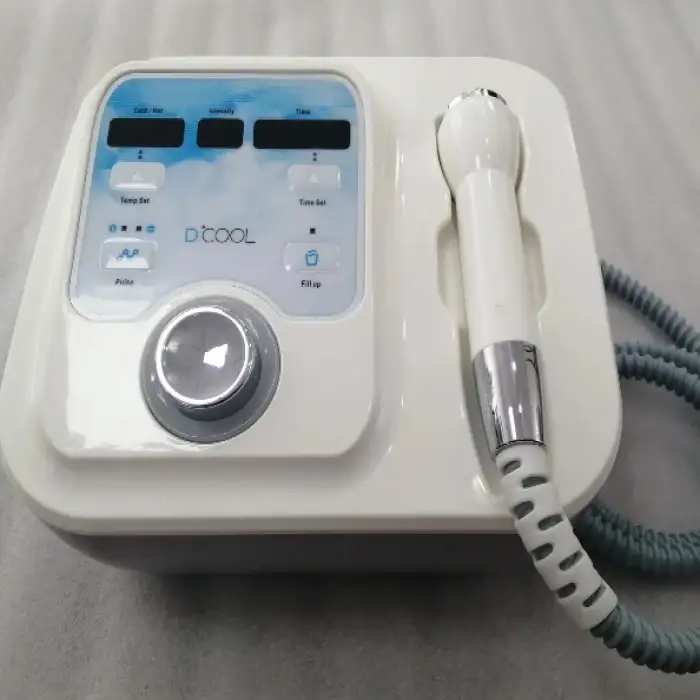 Portable Dcryo Facial Cooling And Heating Massager Dcool Electroporation Machine For Skin Rejuvenation