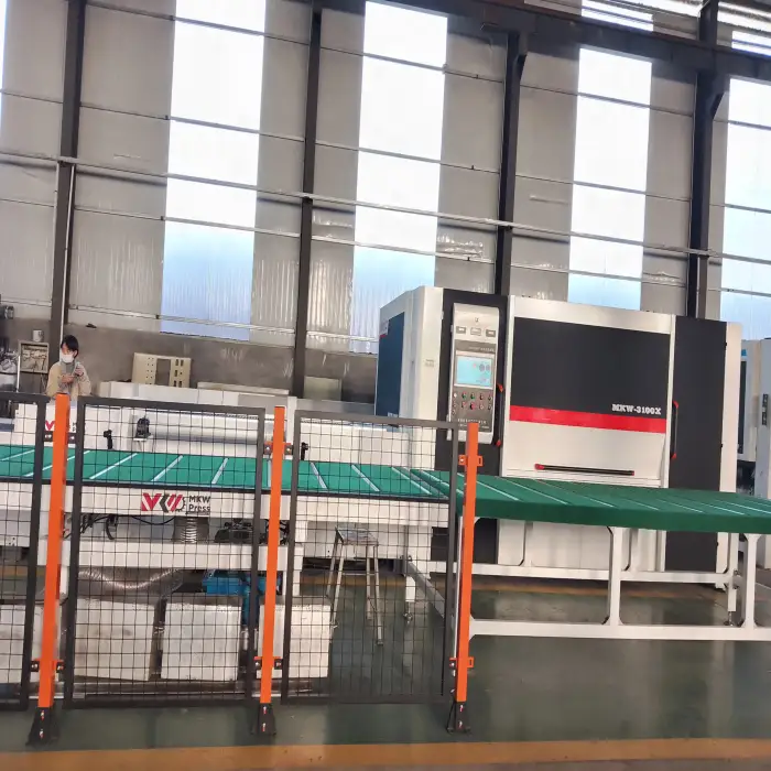 PVC Heating Door Automatic Positive And Negative Vacuum Membrane Press Thermoforming Machine Woodworking