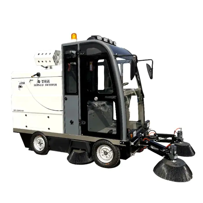 Robot floor sweeper with 4 wheels and high pressure