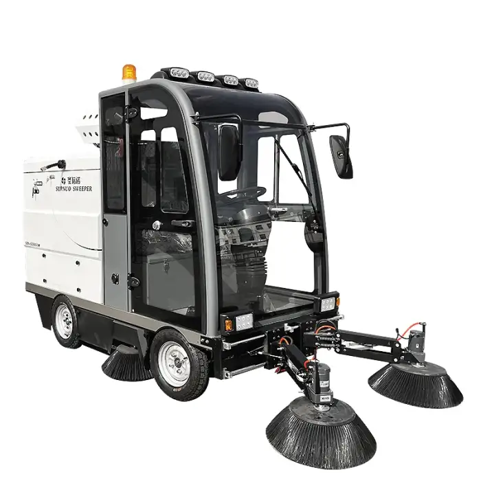 Robot floor sweeper with 4 wheels and high pressure