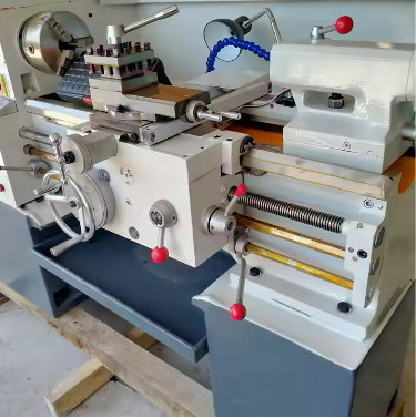 C6132 Manual Lathe Machine C6232 320mm Swing Diameter Over Bed Horizontal Lathe Machine