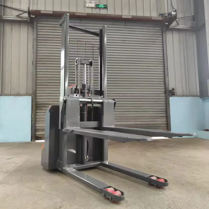 Forklift 3M lifting height 1.2T, electric lift (lithium battery)