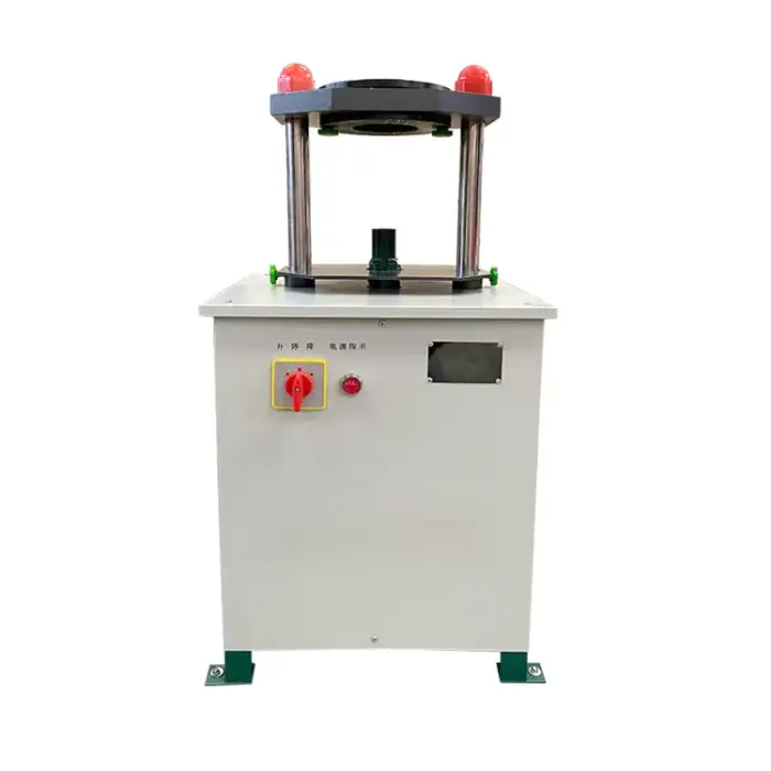 Universal Sample Extruder