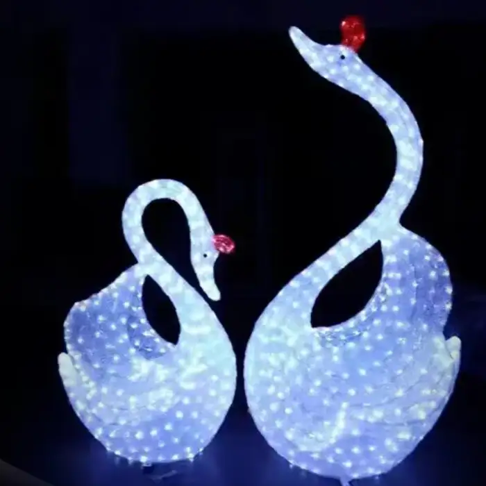 Large 3D Resin Garden Animal Sculpture Goose and Swan Light for Outdoor Christmas Display and Indoor Gift Display