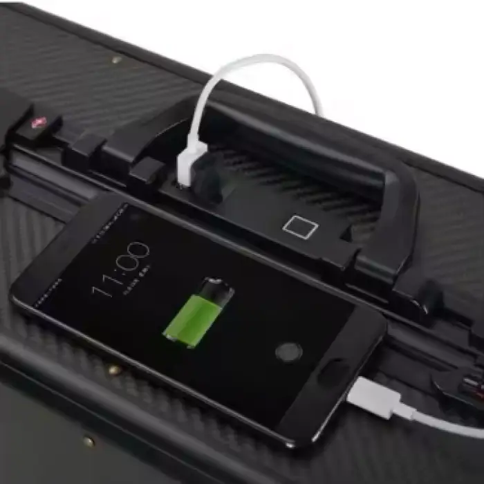 Smart Luggage Suitcase with Fingerprint TSA Lock and USB Port