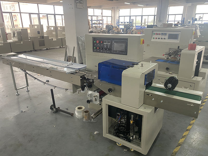 Pillow Packing Machine