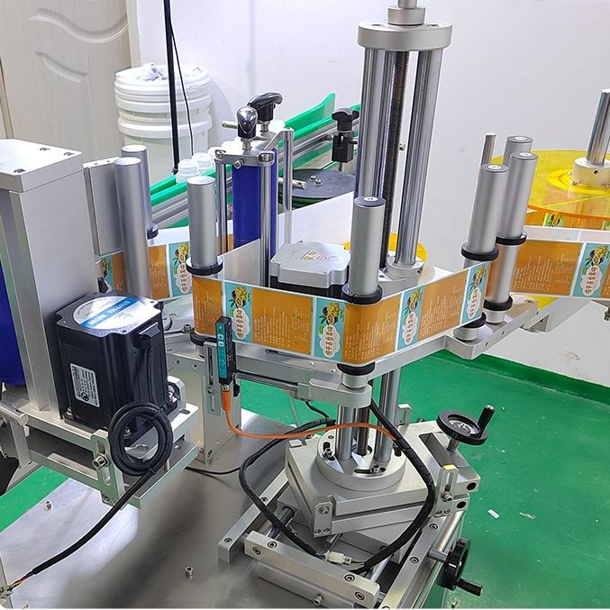 Custom Self Adhesive Round Bottle Labeling Machine