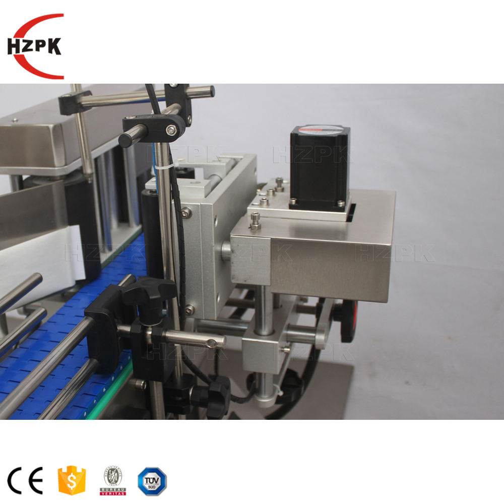 Automatic bottle round bottle stick labeling machine