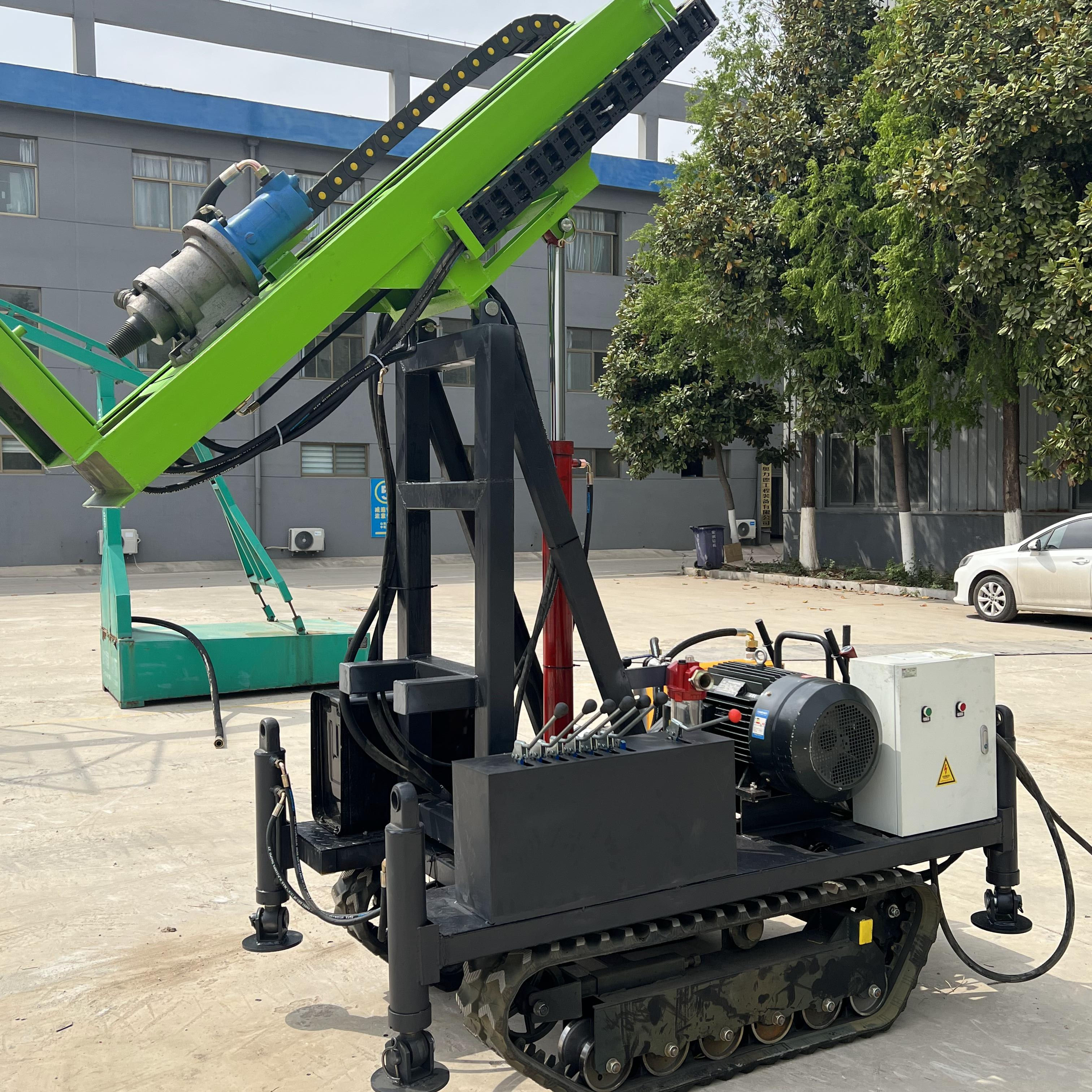 HR-450 Crawler Drilling Machine