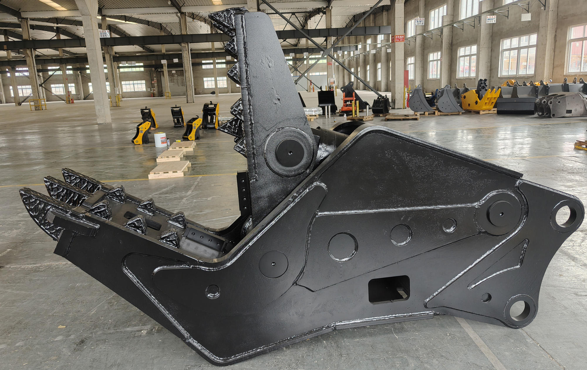 Hydraulic Concrete Pulverizer (Model TDC17)