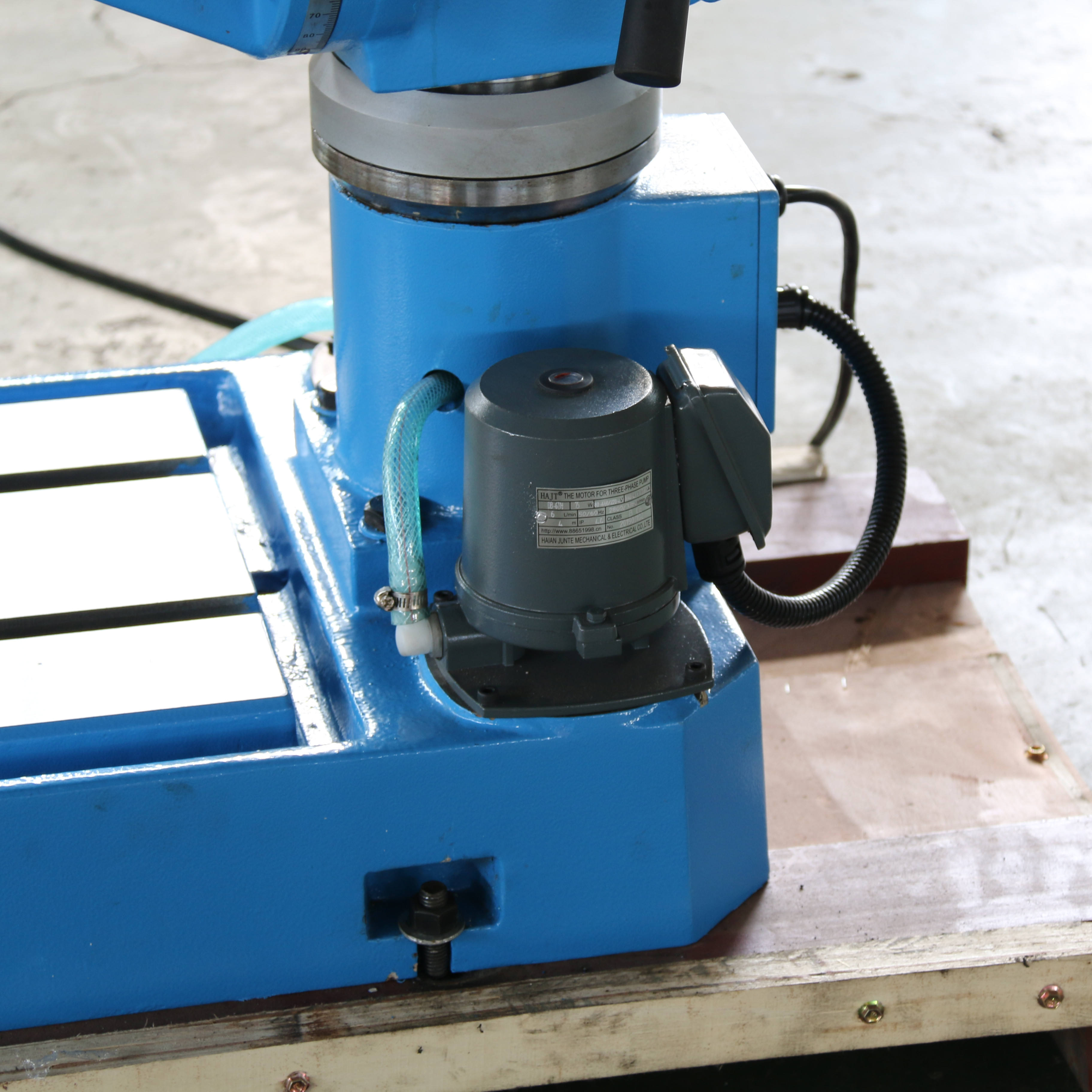 Vertical Drilling Machine (Model: Z5032C)