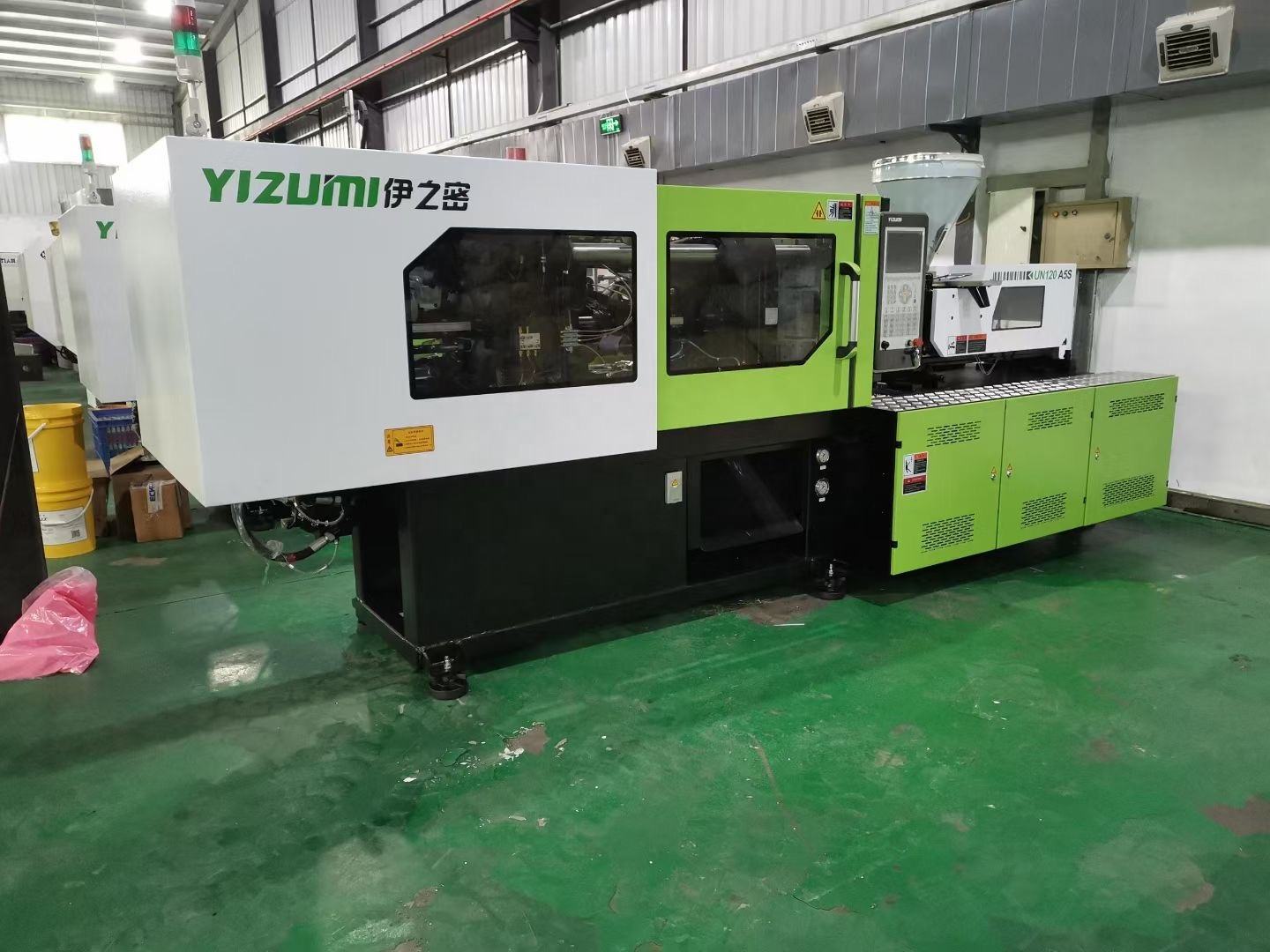 High Precision 120 Ton Polypropylene Plastic Injection Molding Machine for Electric Sockets